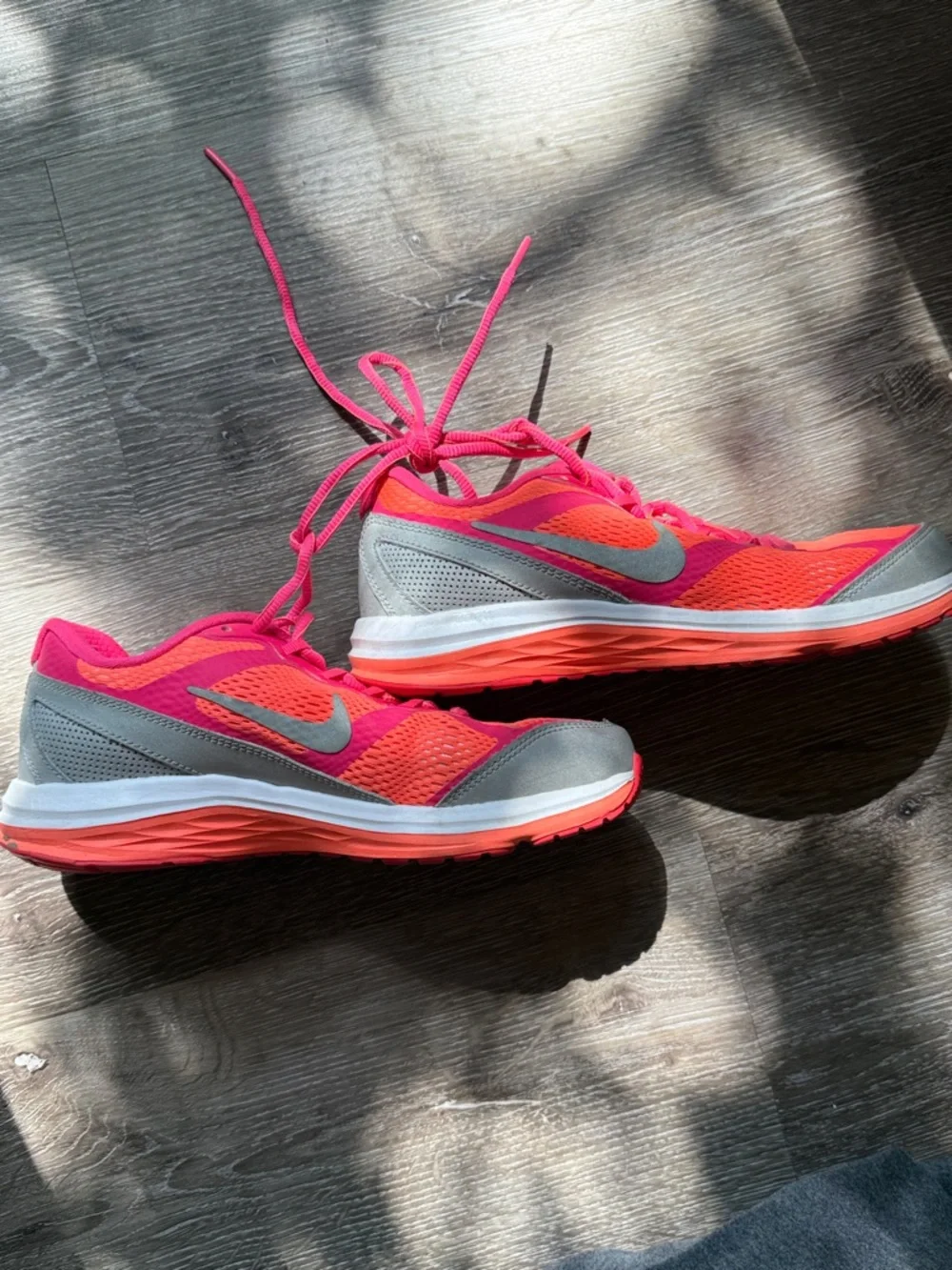Nike girls Bright Pink and Coral Athletic Running Shoes